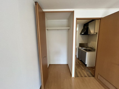 【収納】 | エスパシオ | 室内写真は同タイプ別室の写真です。反転タイプとなります。