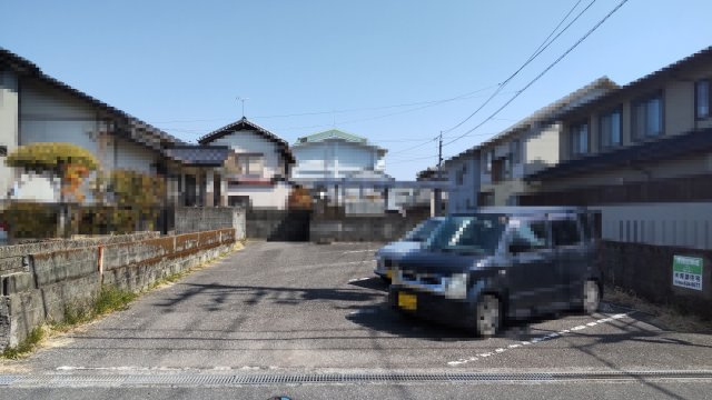 若草町弘田駐車場の外観