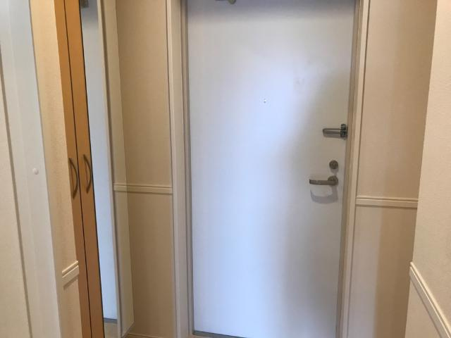 フローラ小石川の玄関