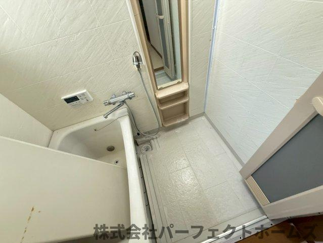 長尾元町3丁目戸建の浴室|きれいなお風呂です
