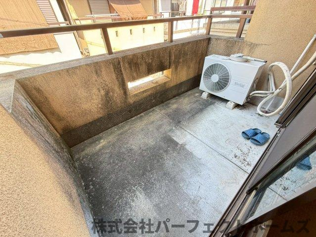 長尾元町3丁目戸建のバルコニー|開放的で明るい空間を演出してくれるバルコニーです