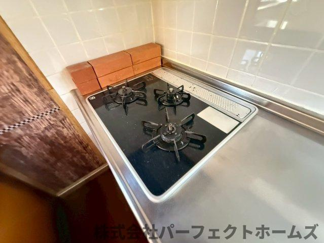 長尾元町3丁目戸建のキッチン|キッチンでお料理をお楽しみください