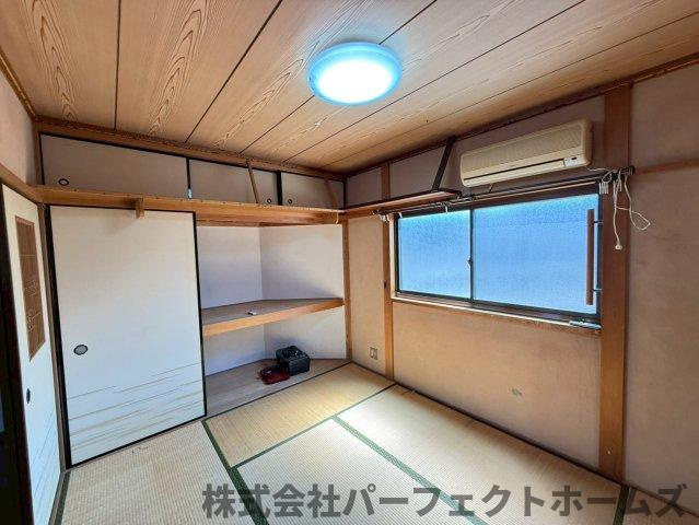 長尾元町3丁目戸建の和室|フローリングだけでなく、和室もあります