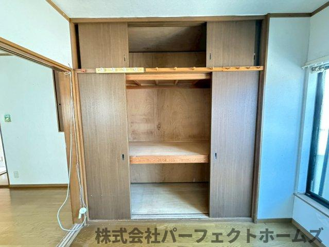 長尾元町3丁目戸建の収納|小物を収納するのに便利です