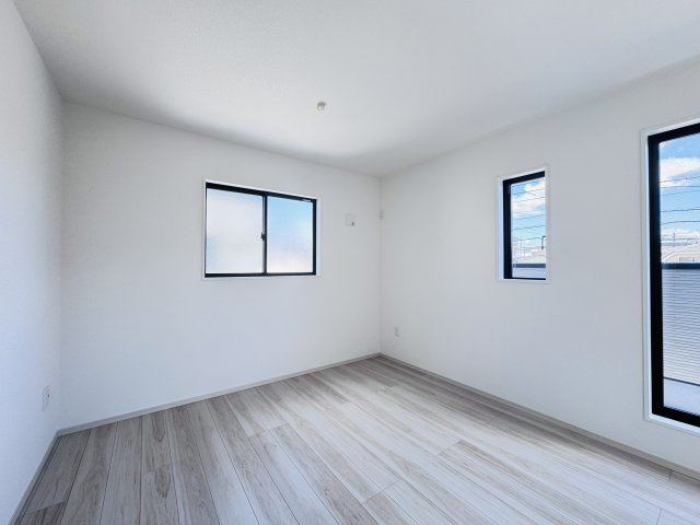柏市花野井新築戸建【田中小学校:5分】の洋室|4.3帖洋室
