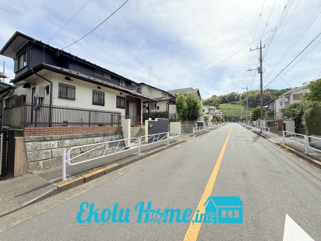 中古戸建て　八王子市北野台3丁目の前面道路含む現地写真|2026年6月撮影
