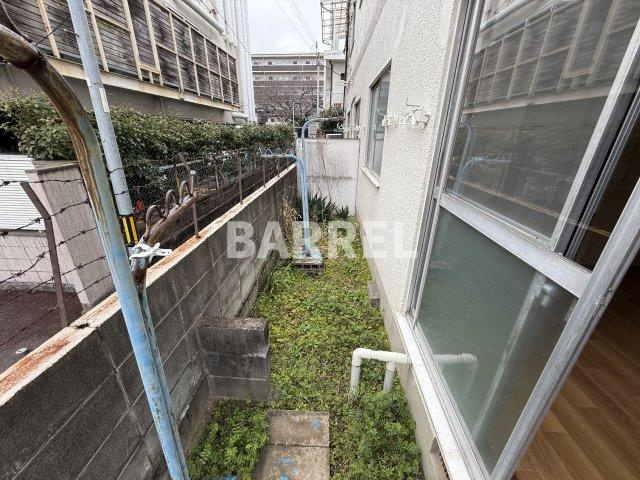 シャトーヤスミマンションのバルコニー