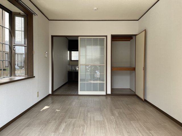 ベルグラン石井の居間・リビング