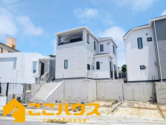 糸満市兼城　新築戸建て　全2棟　A号棟の外観|シンプルで落ち着いた住まい♪