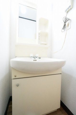 コーポサンライズの洗面所