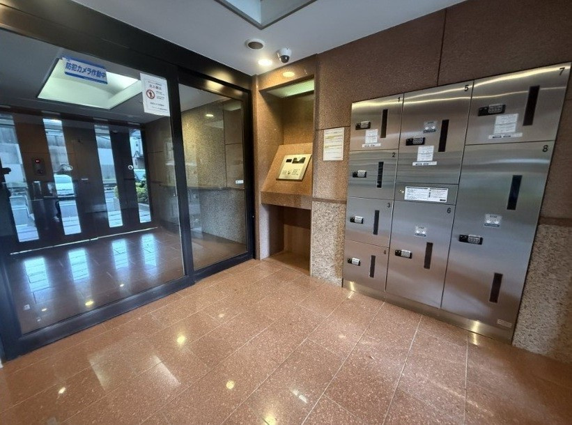 グランイーグル綱島のエントランス