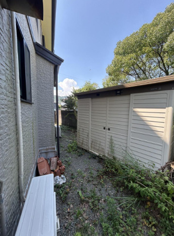 高知市大谷公園町　中古一戸建ての庭|物置付きでアウトドア用品や季節物もすっきり収納