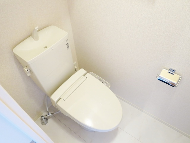 メゾンルミエールのトイレ|トイレはこちらです。