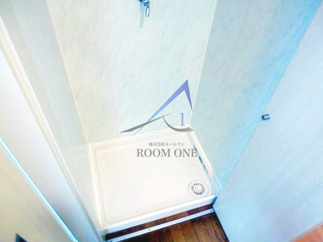 シャルム沢井の設備|洗濯機置き場です。