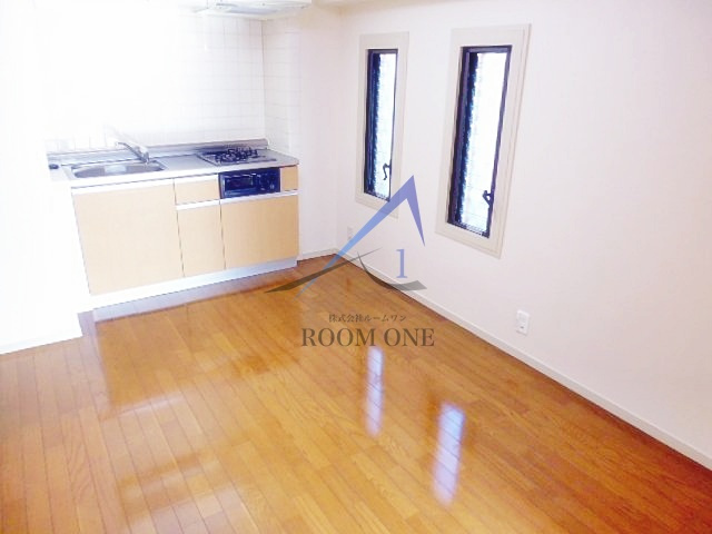 シャルム沢井の居間・リビング|洋室のお部屋です。