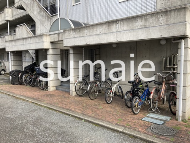 ゆざわマンションのその他共用部分|駐輪場。