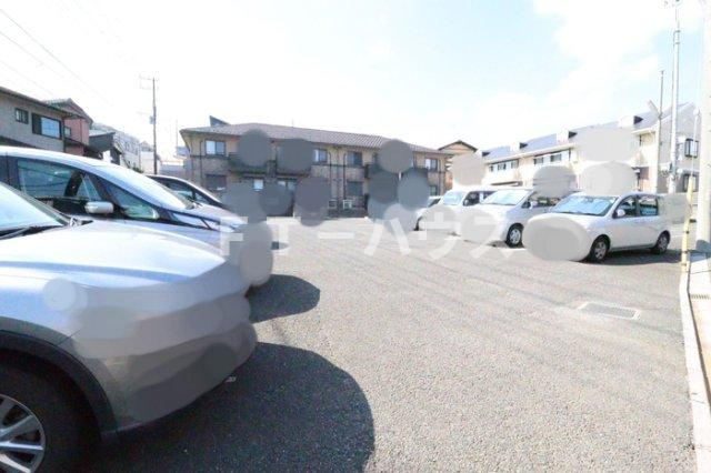 メゾン リヴェールの駐車場|駐車場