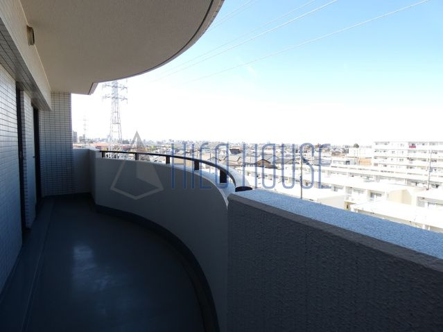 ライオンズマンション川越南古谷第２のバルコニー