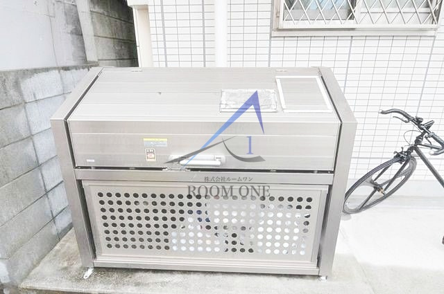 アドバンスのその他共用部分|敷地内ごみ置き場です。