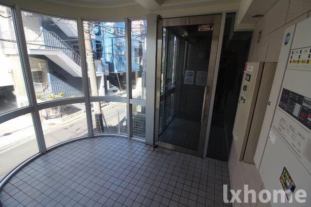 アーバンプラザのエントランス