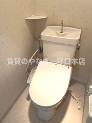【トイレ】 | リビエール日向 | ウォシュレット付便座♪