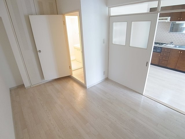 スターパレスの洋室|各部屋綺麗にリフォームしてます