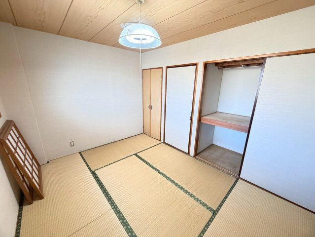 ヴィクトリアコート太子町Ⅱの和室