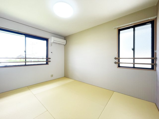 ファミール三軒屋　Ａ棟の和室