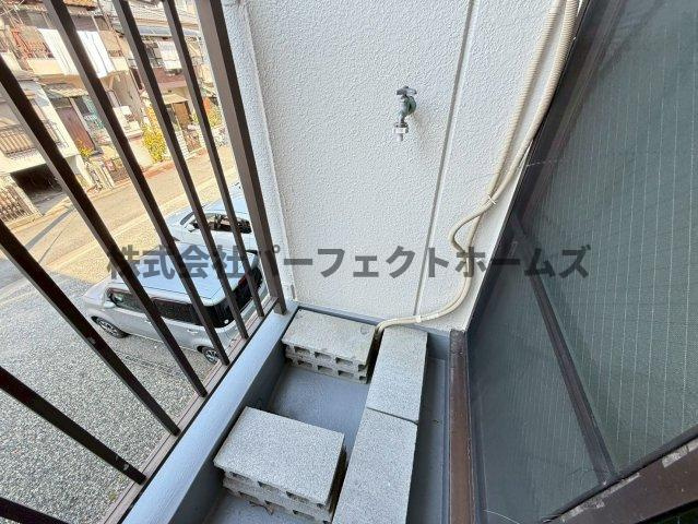 羊燈館メゾン香里園緑町のバルコニー|落ち着いた時間を過ごせるバルコニーです