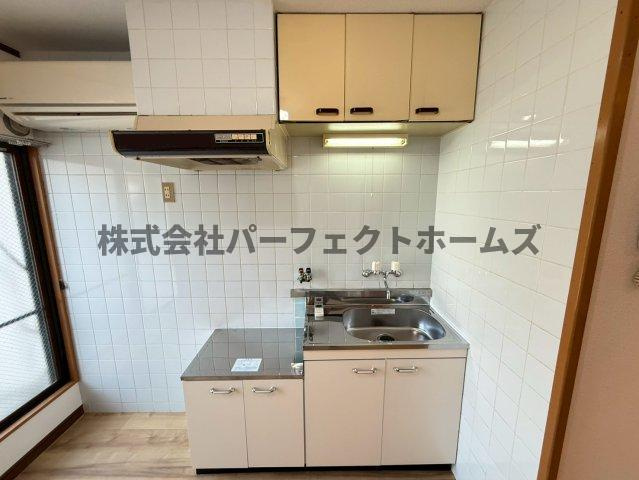 羊燈館メゾン香里園緑町のキッチン|キッチンでお料理をお楽しみください