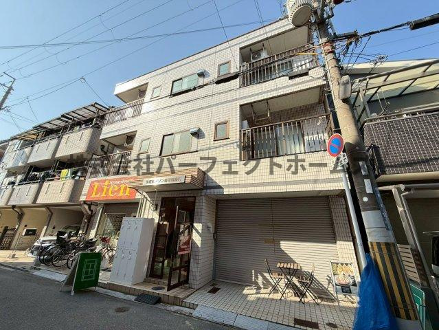 羊燈館メゾン香里園緑町の外観|外観もきれいです