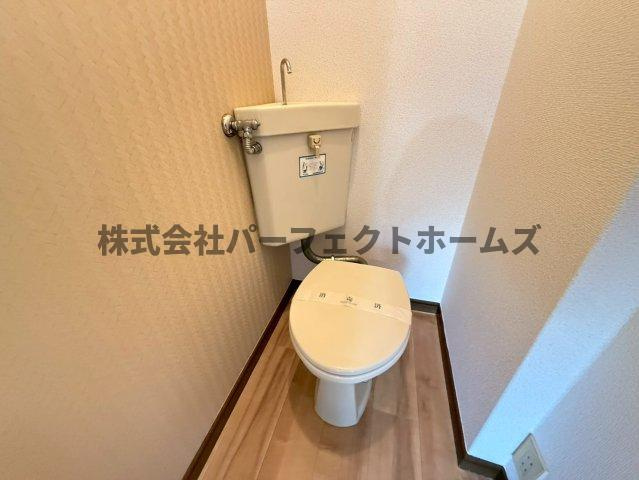 羊燈館メゾン香里園緑町のトイレ|トイレもきれいです
