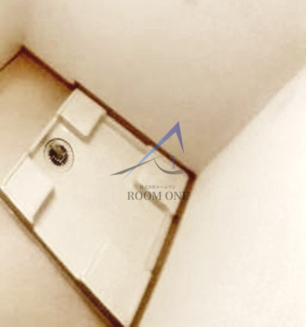 プラティーク六町の設備|洗濯機置き場です。