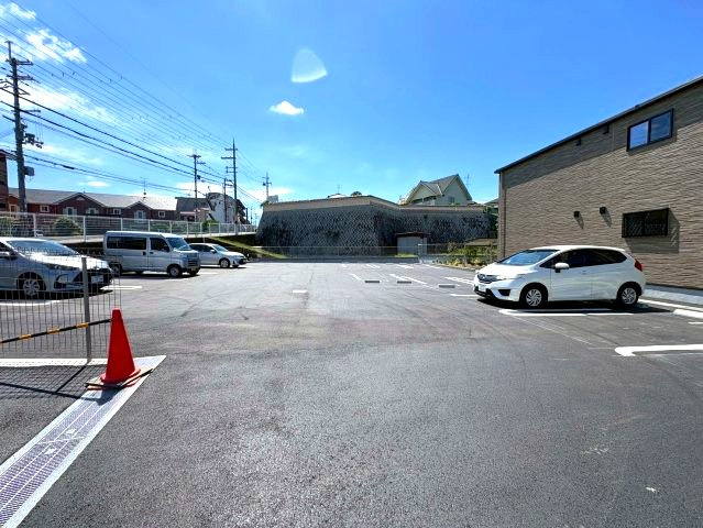 グランフォレの駐車場