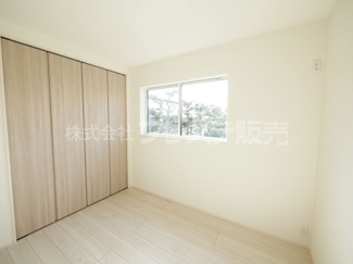 【洋室】 | 奈良市西ノ京町丁目の新築一戸建 全３区画 | 現地写真（３号地２階洋室）