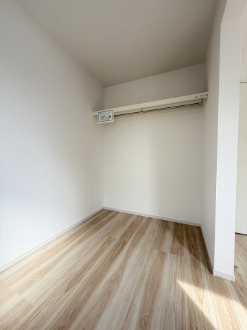 三郷市高州1丁目　新築戸建　全1棟の収納|季節物の大物家電の収納にも便利なウォークインクローゼット