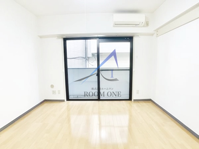 ラ・フラッツの居間・リビング|洋室のお部屋です。