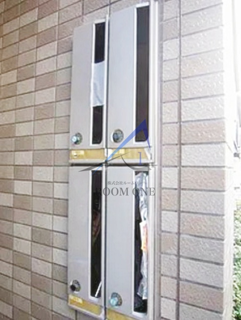 クレスト岩城のその他共用部分|集合ポストです。