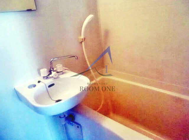 クレスト岩城の浴室|お風呂です。