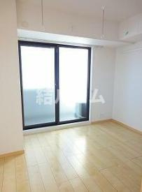 板橋区板橋１丁目の賃貸マンションの居間・リビング