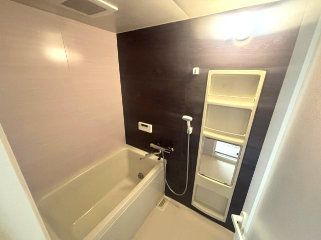 ラ・モール芦屋の浴室