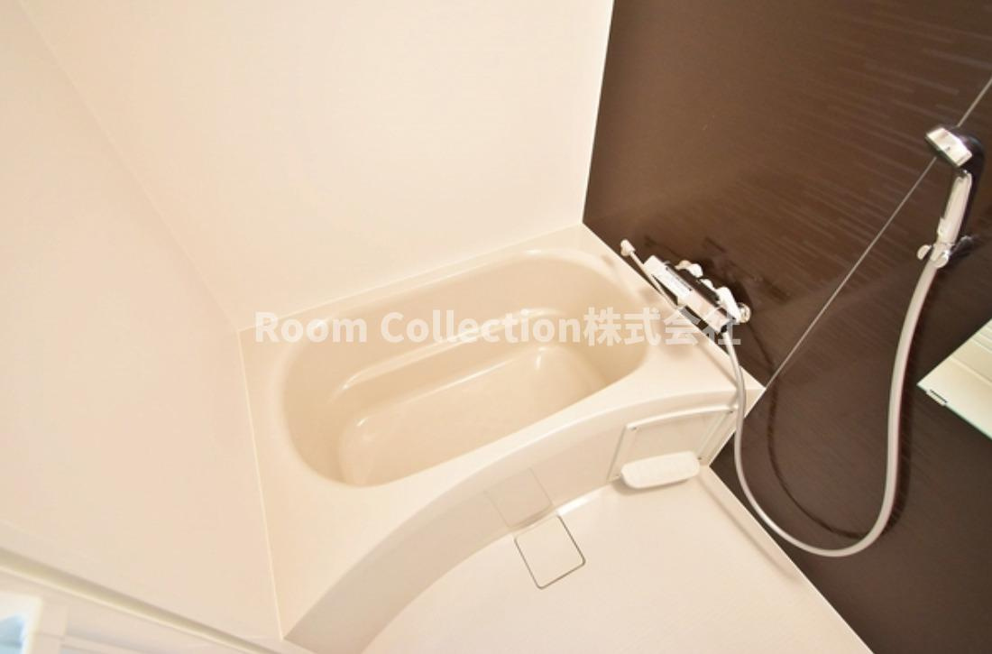 葛飾区金町５丁目のアパートの浴室