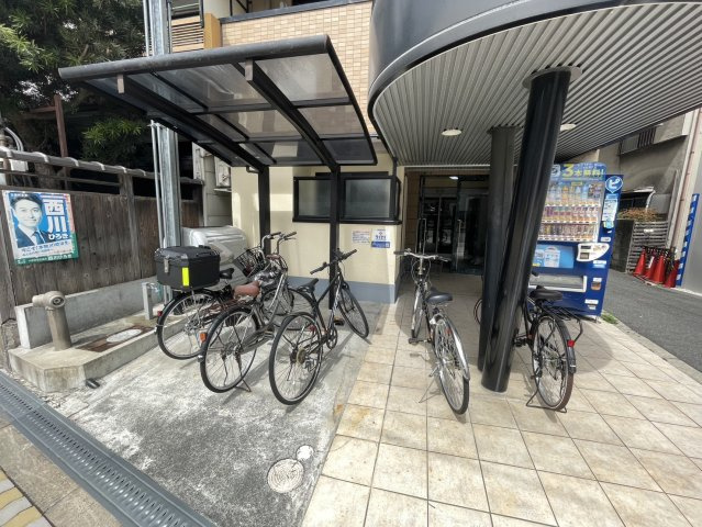 シャルル上新庄