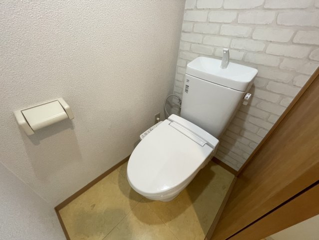 シャルル上新庄