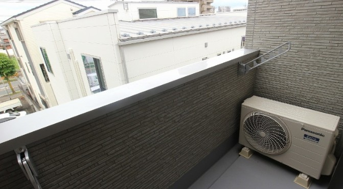 REGALEST 南鳩ヶ谷のバルコニー