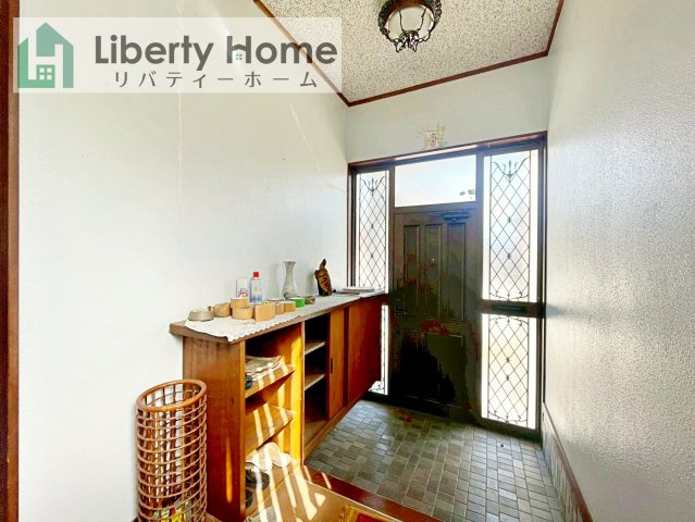 水戸市双葉台2丁目　中古戸建の玄関