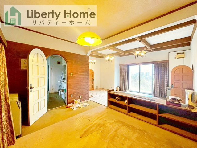 水戸市双葉台2丁目　中古戸建の居間・リビング