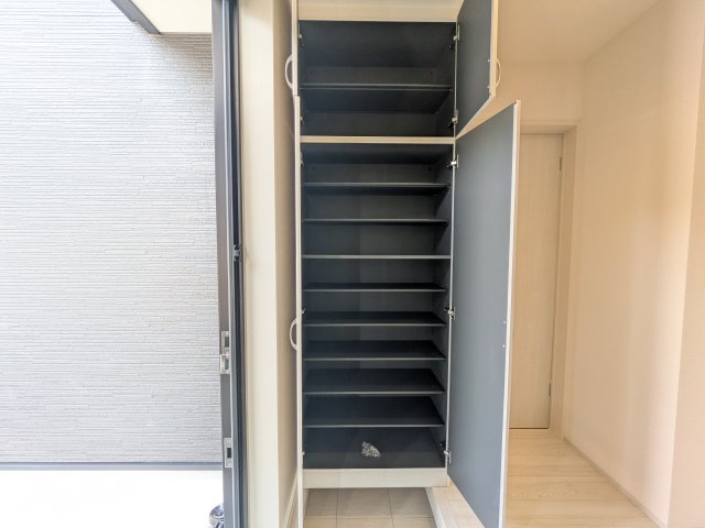 かすみがうら市下稲吉2期　新築戸建　6号棟の収納