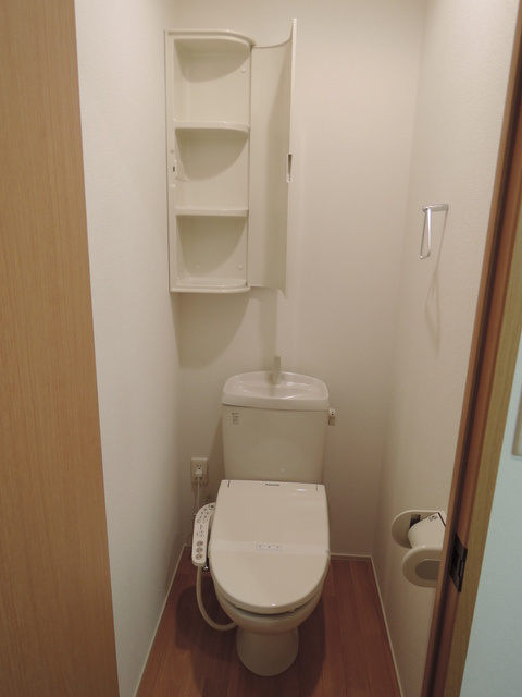 フラット高田のトイレ|★温水洗浄便座付きトイレ★