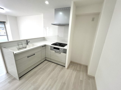 【キッチン】 | ■さんくれーる茨木B棟■全面リノベーション工事の履歴有